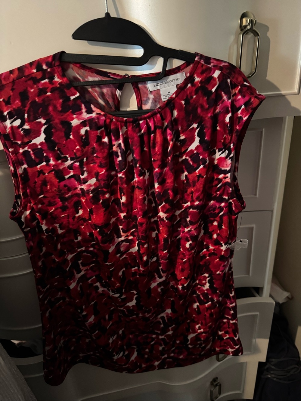 Liz Claiborne Red and White Abstract Print Sleeveless Camisole